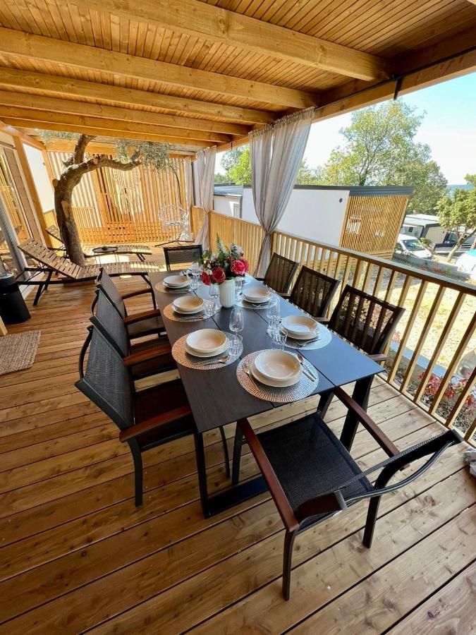 Family Grand De Luxe Mobilhome Holiday home Selce