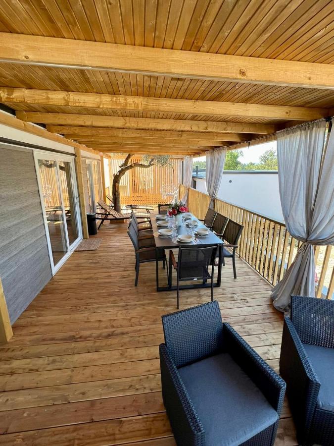 Family Grand De Luxe Mobilhome Holiday home *